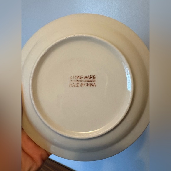 Stonewear Christmas Tree Salad Dessert Bread Plate 6 1/2” Holiday Present Train - Picture 4 of 8